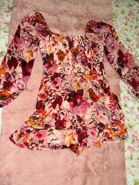 Express Pink Floral Off-Shoulder Romper Size Large